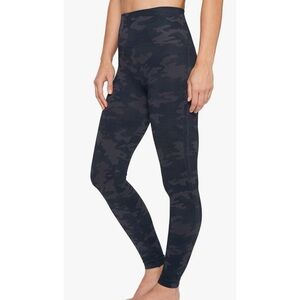 Spanx Look at Me Now Seamless Leggings Camo